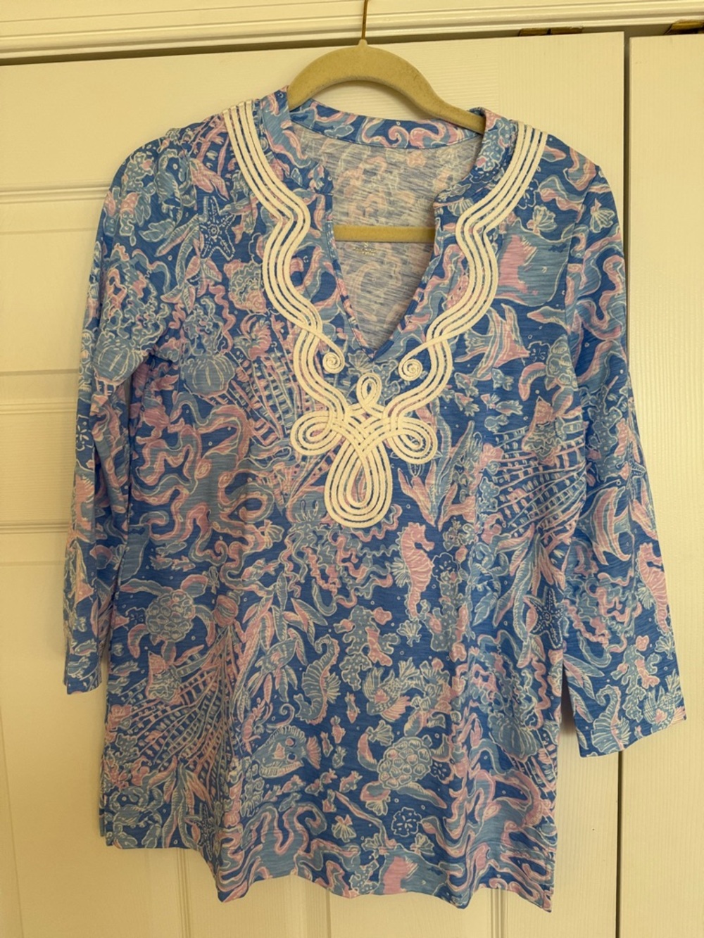 EUC Lilly Pulitzer Kaia Blue, Pink & Cream Signature Logo Knit Tunic - Picture 7 of 8